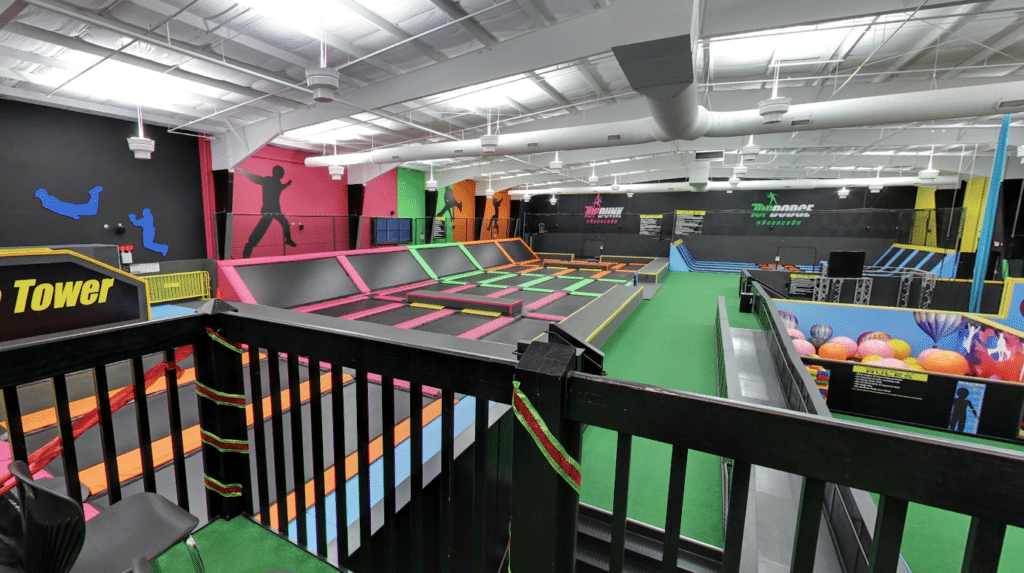 TopJump Trampoline & Extreme Arena in Tennessee