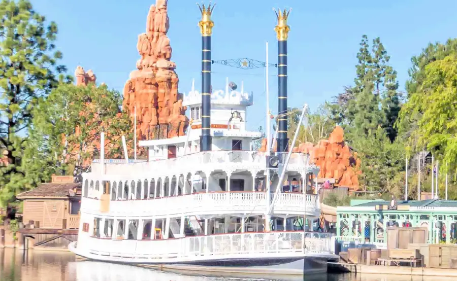 Mark Twain Riverboat